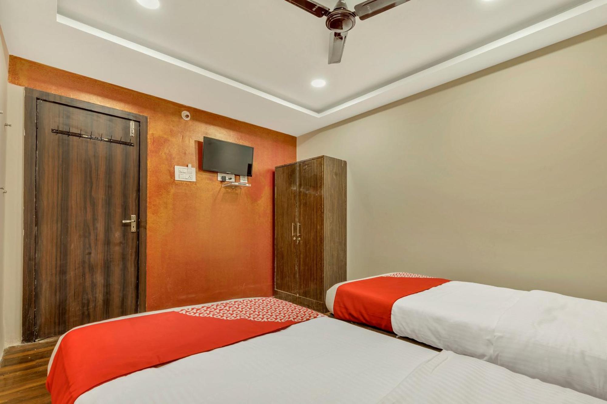 Hotel O Ankitha Grand Kondapur  Экстерьер фото