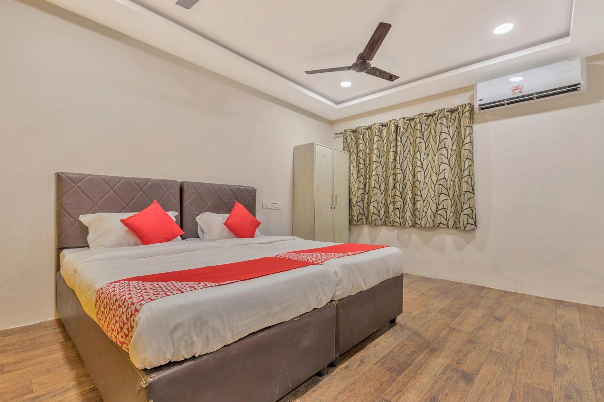 Hotel O Ankitha Grand Kondapur  Экстерьер фото