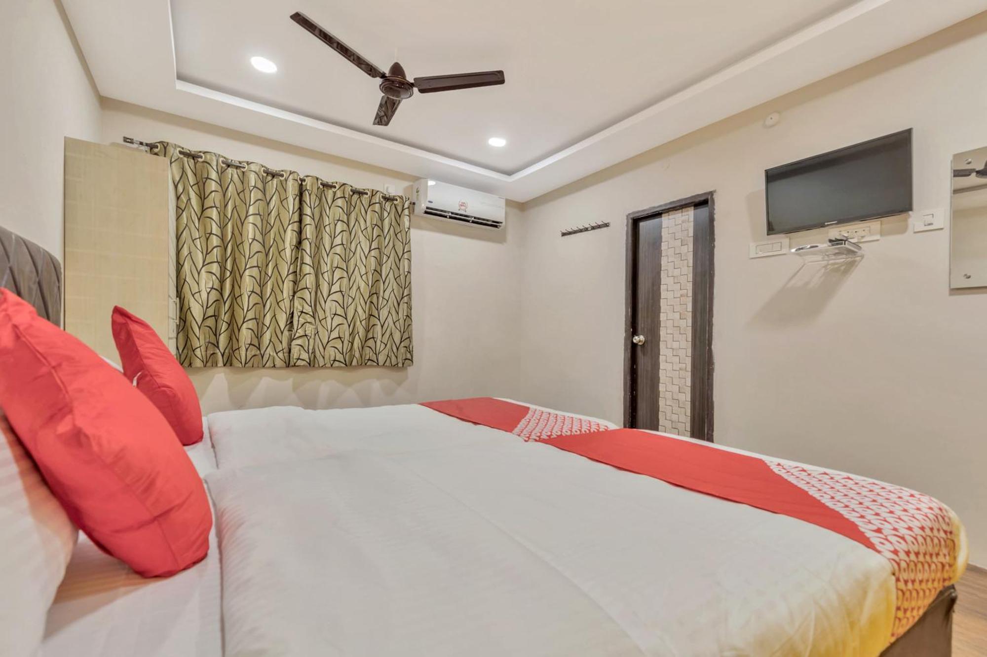 Hotel O Ankitha Grand Kondapur  Экстерьер фото